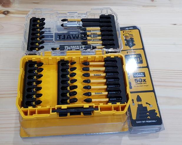 Набор бит для ударных винтовертов DeWalt DT70731T: коротко о недорогом